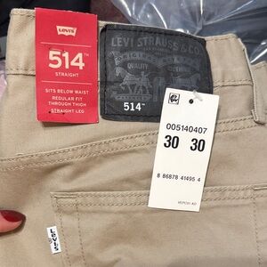 Levi's 514 Straight Fit Khaki Chinos